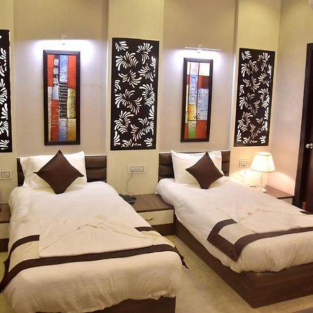 Hotel Mahendra Plaza Hardoi Εξωτερικό φωτογραφία
