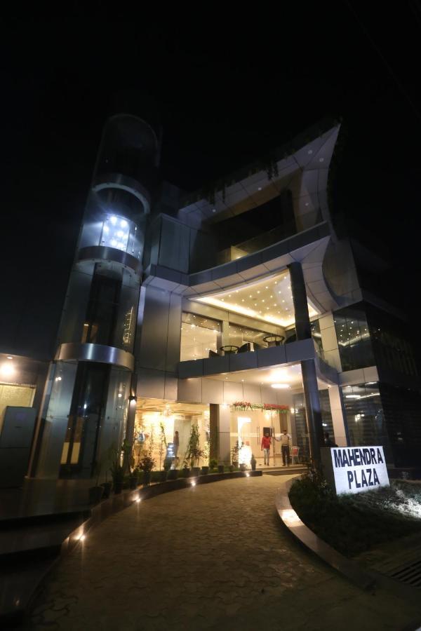 Hotel Mahendra Plaza Hardoi Εξωτερικό φωτογραφία